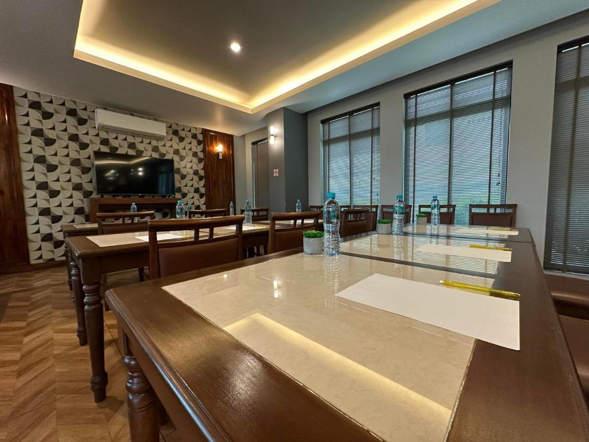 Mangrove Prestige Hotel Na Chom Thian Exterior foto