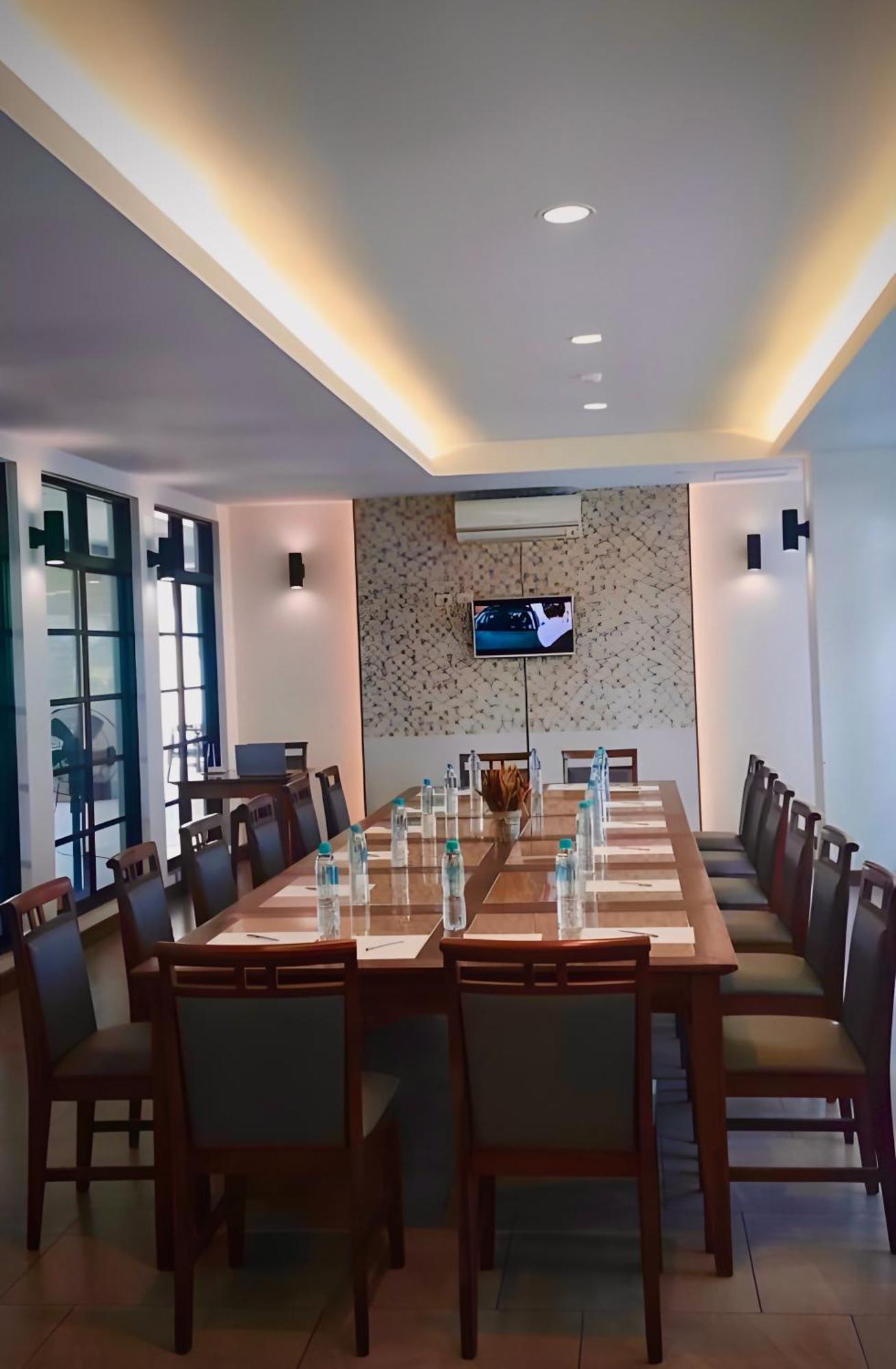 Mangrove Prestige Hotel Na Chom Thian Exterior foto